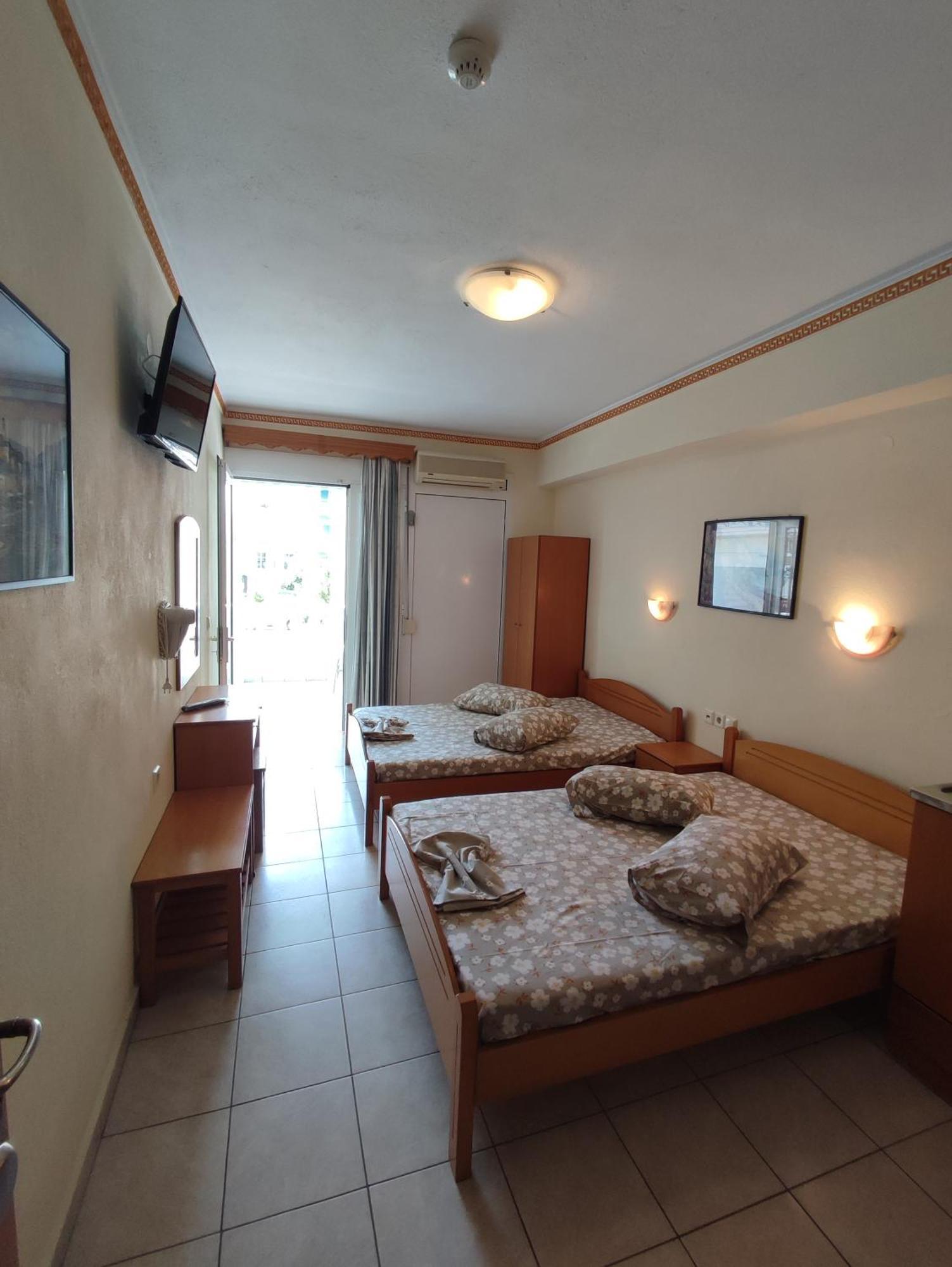 Olympiakí Aktí Villa Cosmos Inn מראה חיצוני תמונה