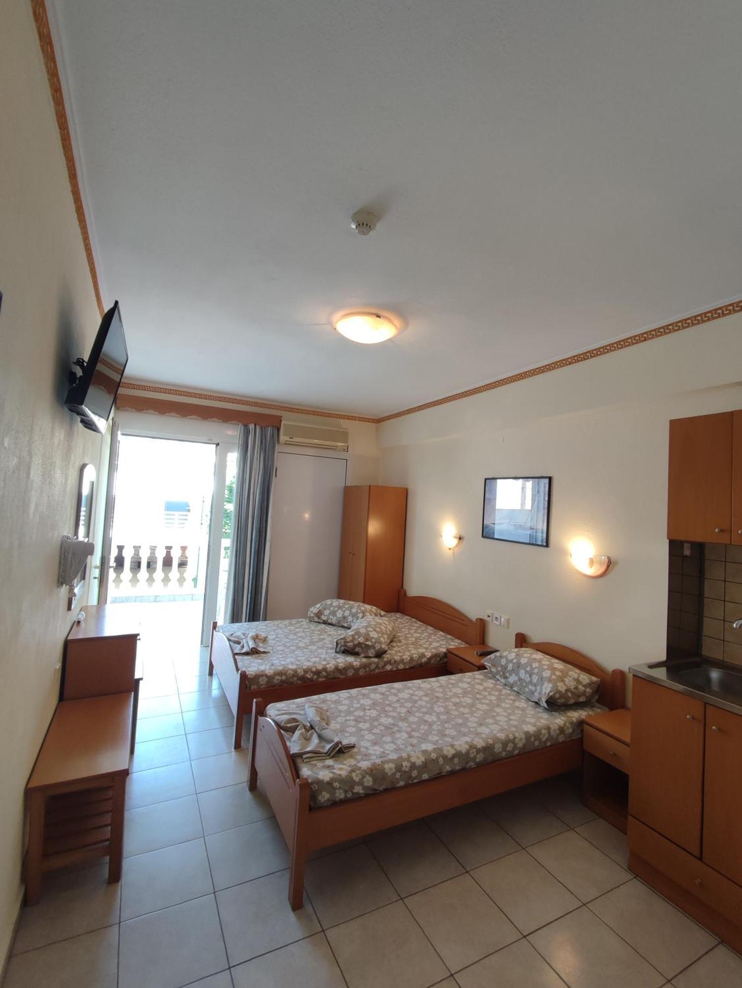 Olympiakí Aktí Villa Cosmos Inn מראה חיצוני תמונה